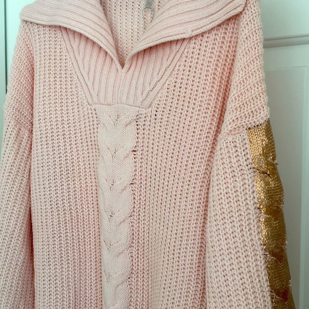 CUPIO Women's Top M Pale Pink Sweater Collar Gold Stripe Long Sleeves NWT - Picture 4 of 10